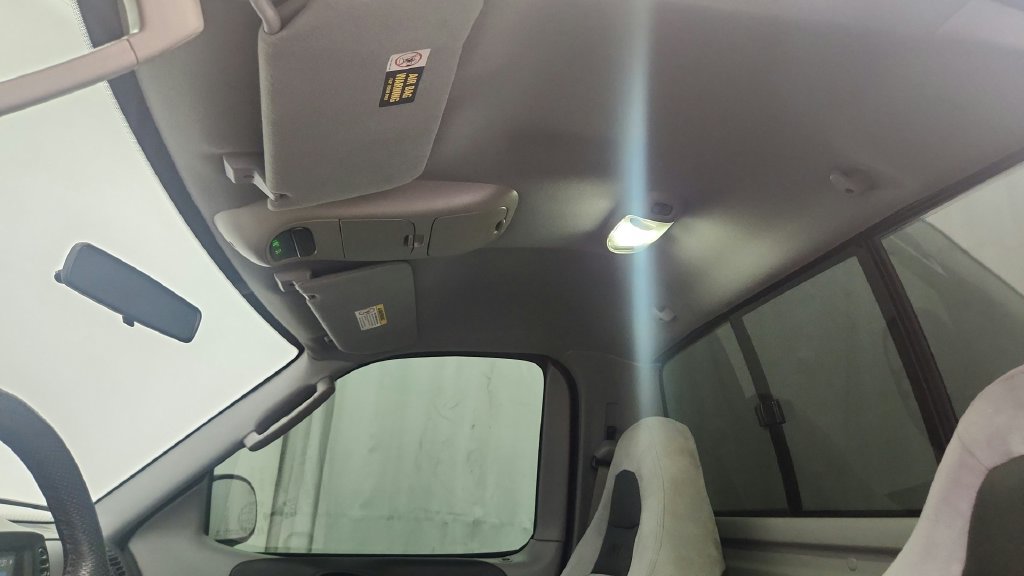 Used 2004 Ford F150 Lightning RWD image 43