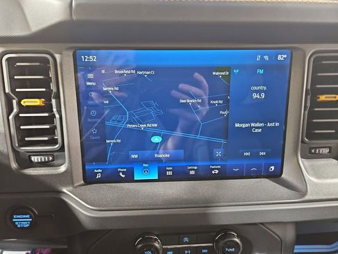 Used 2024 Ford Bronco Badlands w/ Sasquatch Package AWD/4WD image 20