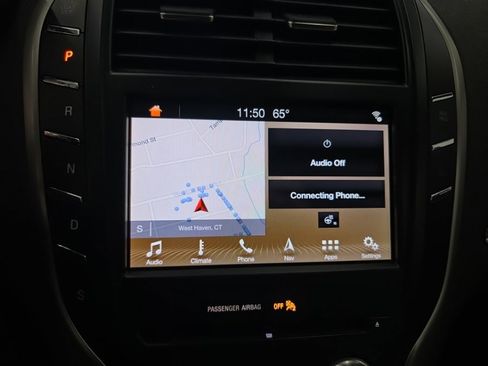 Used 2019 Lincoln MKC Select w/ Select Plus Package AWD/4WD image 17