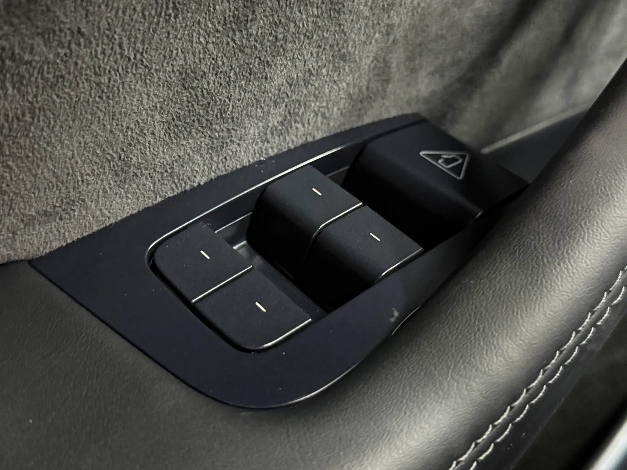 Used 2026 Tesla Model Y AWD image 26