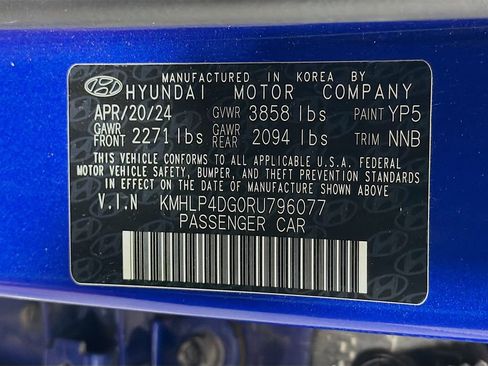 Used 2024 Hyundai Elantra Limited FWD image 35