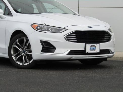 Certified 2020 Ford Fusion SEL FWD image 4