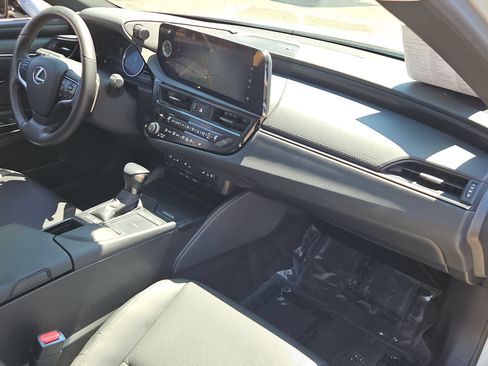 Used 2022 Lexus ES 300h w/ Premium Package FWD image 28