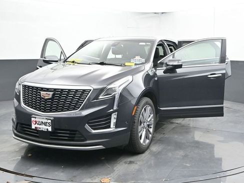 Used 2023 Cadillac XT5 Premium Luxury w/ Technology Package image 56