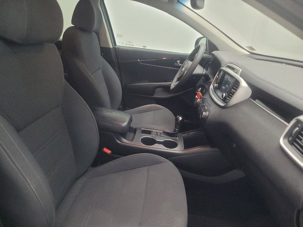 Used 2018 Kia Sorento FWD image 21