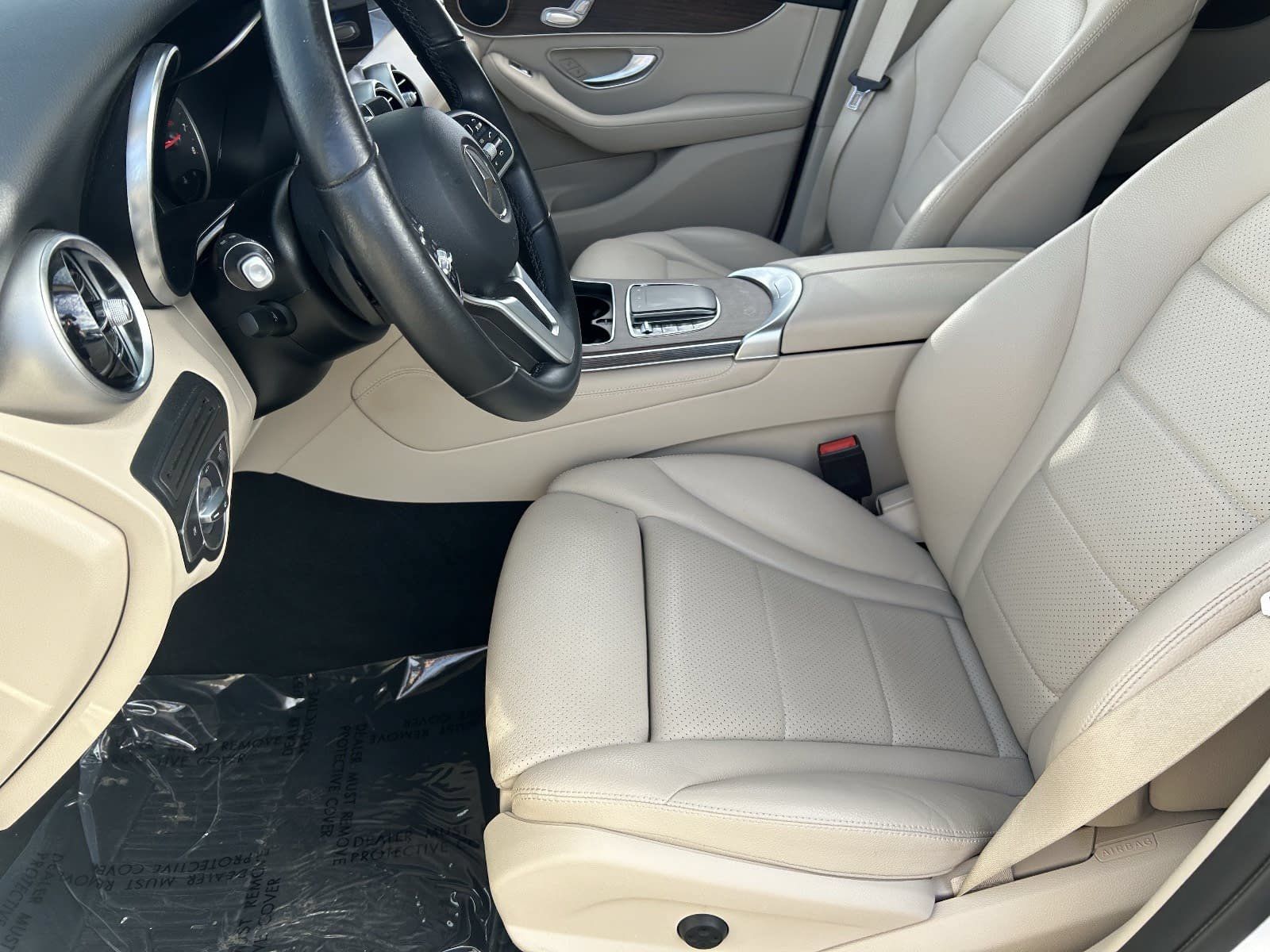 Used 2021 Mercedes-Benz GLC 300 image 22