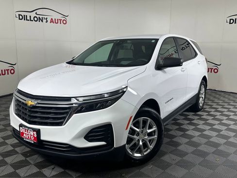 Used 2024 Chevrolet Equinox LS w/ LS Convenience Package FWD image 1