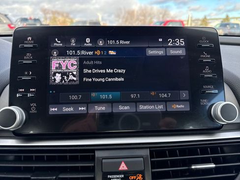 Used 2022 Honda Accord EX-L image 19