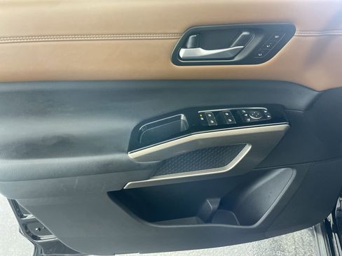 Certified 2024 Nissan Pathfinder Platinum w/ Cargo Package image 30