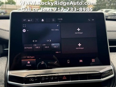 Used 2023 Jeep Compass Latitude w/ Convenience Group AWD/4WD image 26