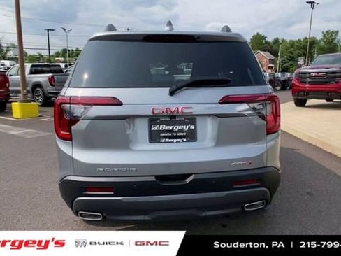 Used 2023 GMC Acadia AT4 w/ Technology Package image 8