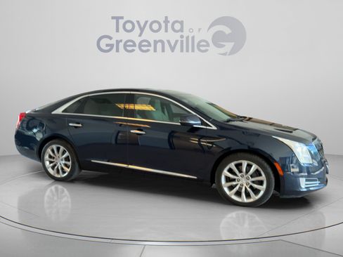 Used 2017 Cadillac XTS Luxury w/ Driver Awareness Package FWD image 7