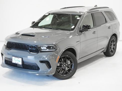 Used 2026 Dodge Durango GT image 2