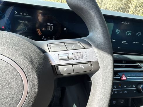 New 2026 Hyundai Santa Cruz SE FWD image 15