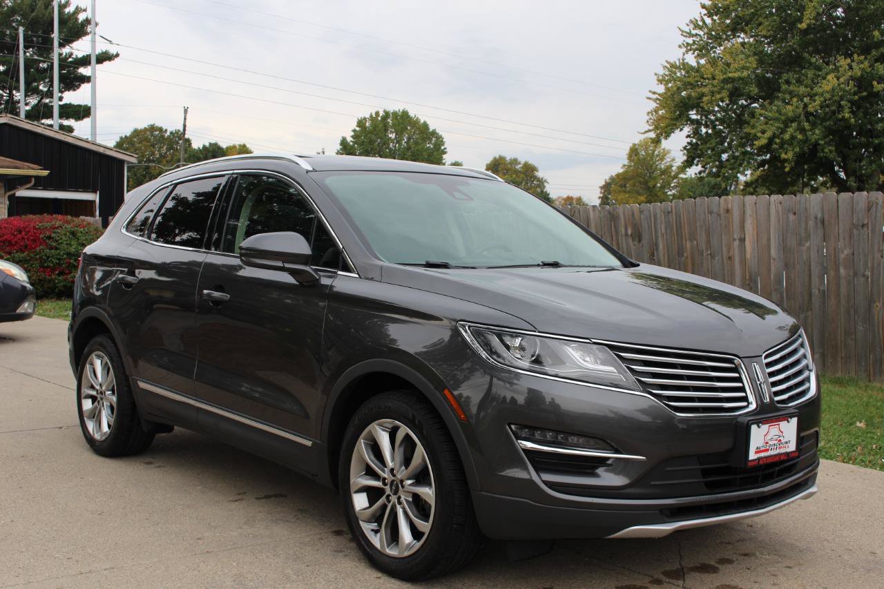 Used 2018 Lincoln MKC Select w/ Lincoln MKC Climate Package AWD/4WD image 2
