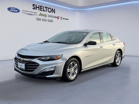 Used 2020 Chevrolet Malibu LS image 1