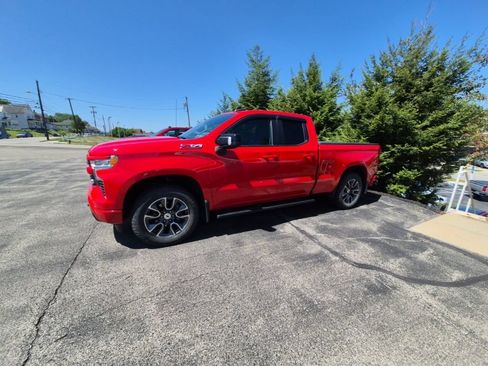 Used 2022 Chevrolet Silverado 1500 RST AWD/4WD image 4