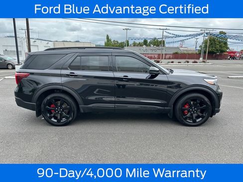 Used 2024 Ford Explorer ST w/ Technology Package AWD/4WD image 9