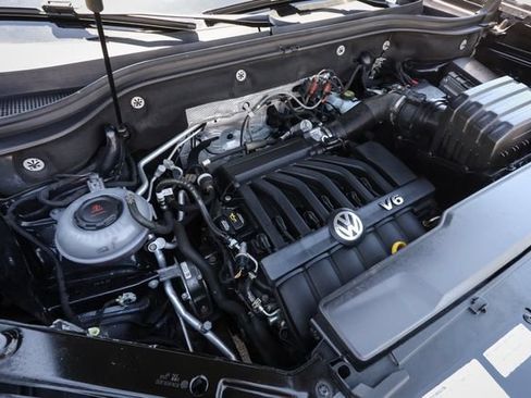 Used 2018 Volkswagen Atlas SEL Premium AWD/4WD image 52
