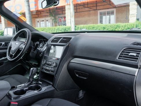 Used 2019 Ford Explorer XLT w/ Equipment Group 201A image 36