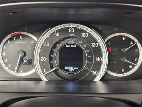 Used 2017 Honda Accord Touring image 28