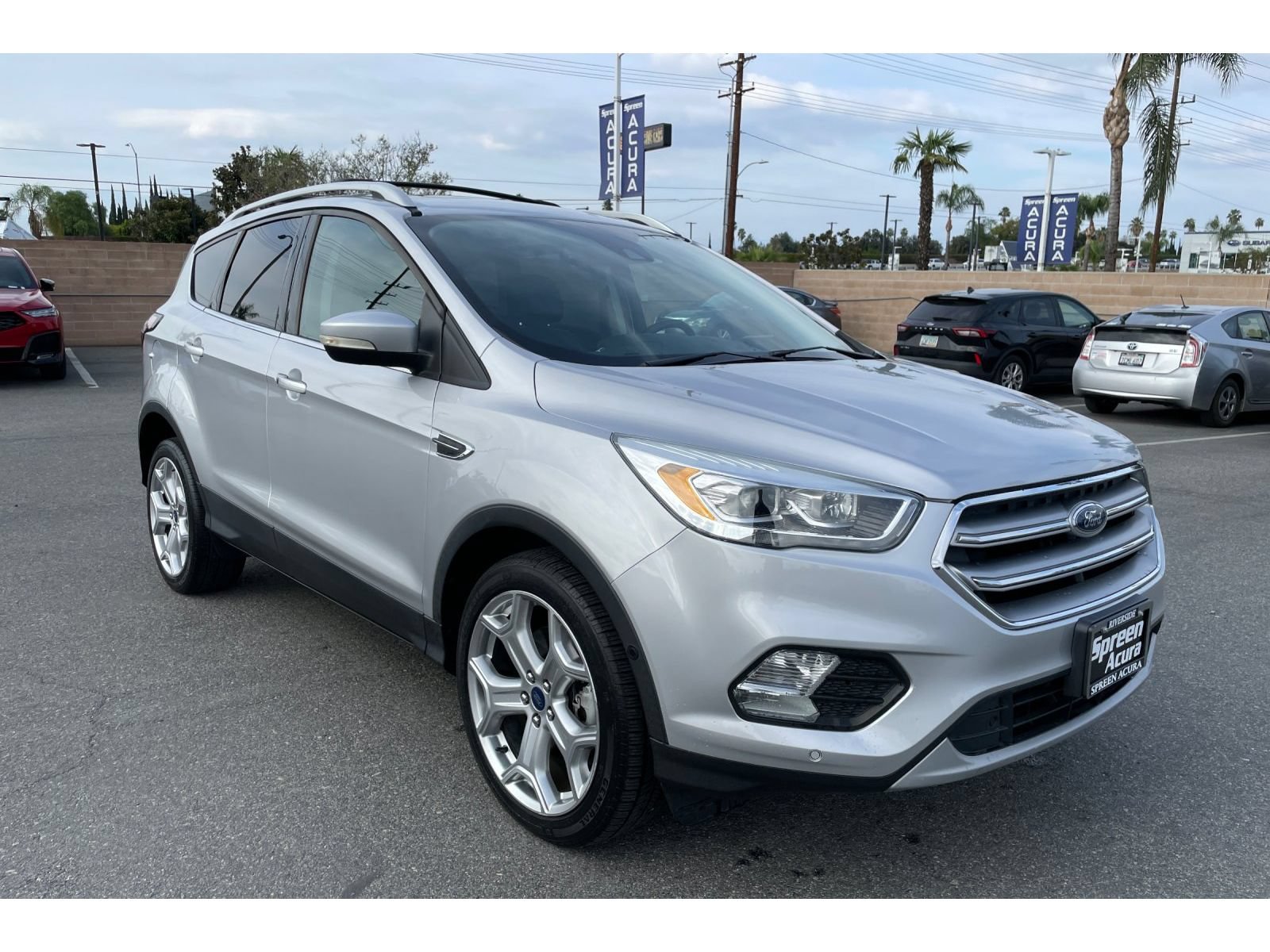 Used 2017 Ford Escape Titanium w/ Equipment Group 301A FWD image 7