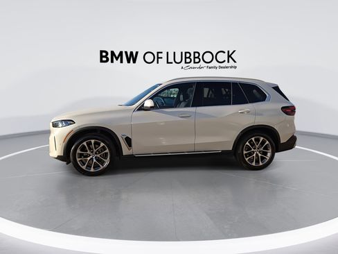 Used 2024 BMW X5 xDrive40i image 6