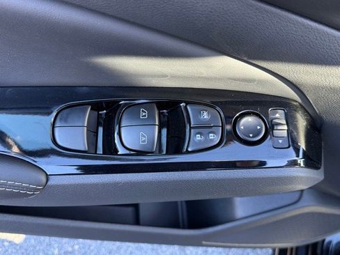 New 2025 Nissan Altima 2.5 SL image 10