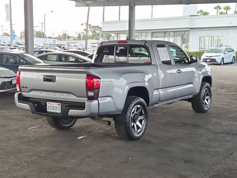 Used 2019 Toyota Tacoma SR AWD/4WD image 8