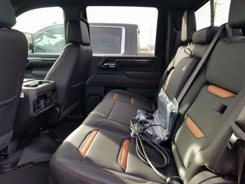 New 2026 GMC Sierra 2500 AT4 w/ Technology Package image 10