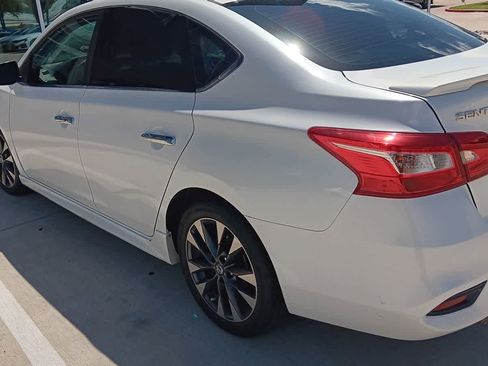 Used 2016 Nissan Sentra SR FWD image 5