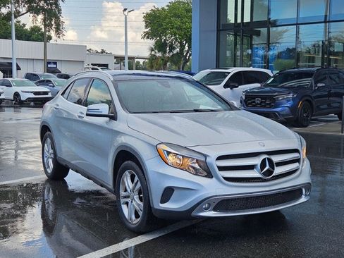 Used 2017 Mercedes-Benz GLA 250 4MATIC image 3
