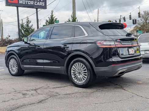 Used 2019 Lincoln Nautilus FWD image 3