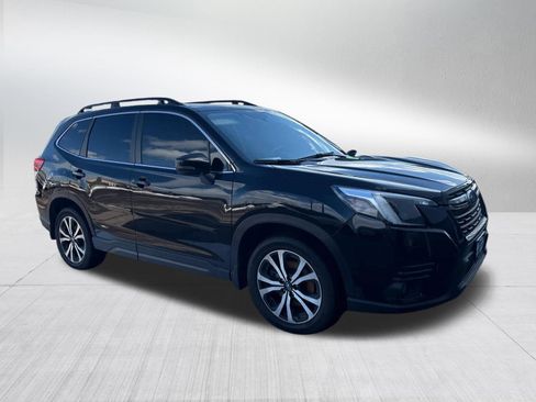 Used 2024 Subaru Forester image 2