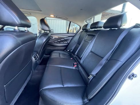 Used 2018 INFINITI Q50 Luxe w/ Cargo Package (L95) RWD image 15