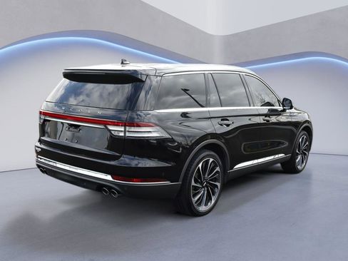 Used 2023 Lincoln Aviator Reserve w/ Equipment Group 201A AWD/4WD image 7