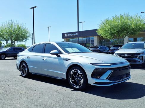 Certified 2025 Hyundai Sonata SEL image 8