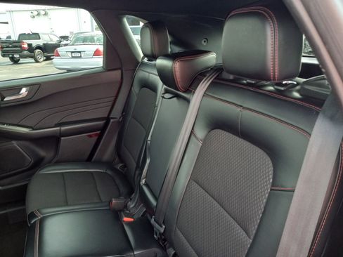 Used 2024 Ford Escape ST-Line w/ Cold Weather Package FWD image 15