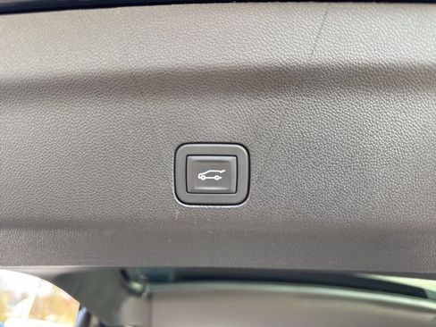Used 2025 Cadillac Escalade Sport w/ Touring Package AWD/4WD image 22