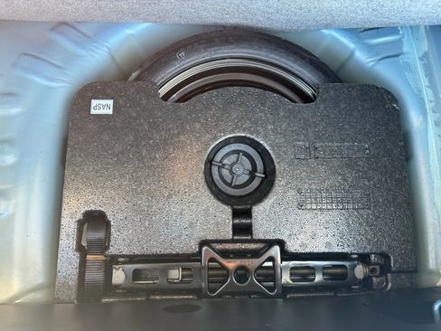 Used 2017 Chevrolet Spark LS image 33