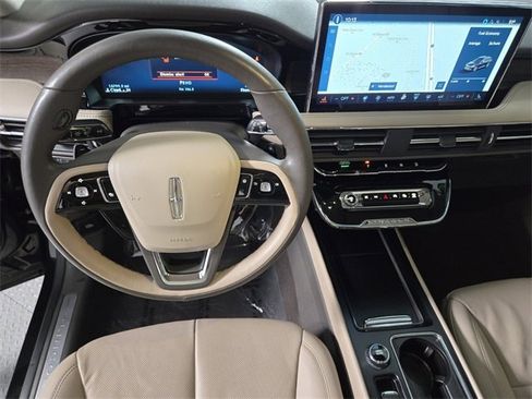 Certified 2024 Lincoln Corsair Reserve w/ Equipment Group 201A image 14