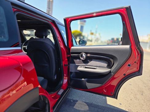 Used 2016 MINI Cooper Clubman FWD image 46