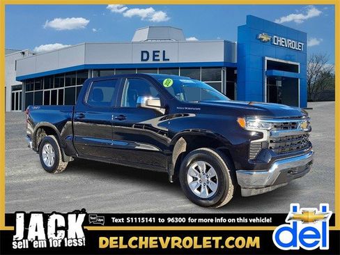 Used 2025 Chevrolet Silverado 1500 LT image 1