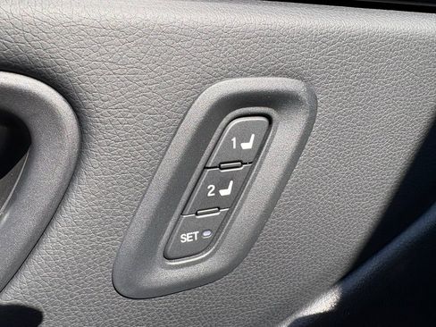 Certified 2025 Honda Pilot TrailSport image 11