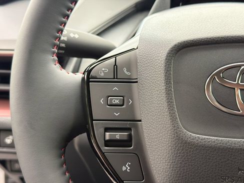 New 2026 Toyota Prius Plug-In Hybrid FWD image 30