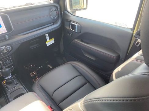 New 2026 Jeep Gladiator Rubicon w/ Safety Group image 13