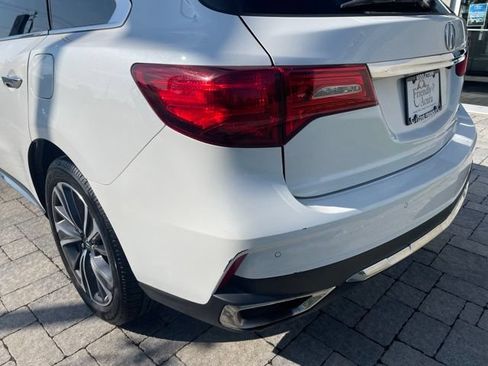 Used 2020 Acura MDX w/ Technology Package AWD/4WD image 11