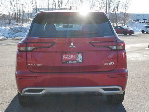 Used 2025 Mitsubishi Outlander SEL image 6