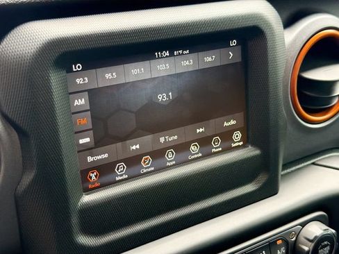 Used 2021 Jeep Gladiator Mojave w/ LED Lighting Group AWD/4WD image 20