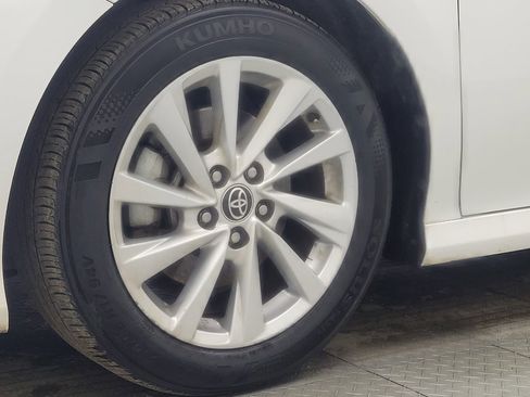 Used 2023 Toyota Camry LE image 31